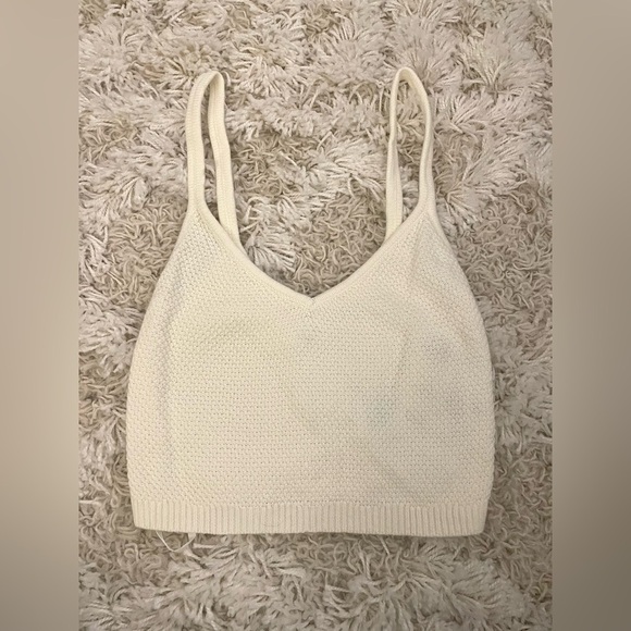 NWT Gilly Hicks Tank Top Size S Cream Crop Top Knit Top - Picture 1 of 3